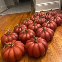 X16 Small Pumpkins Decor