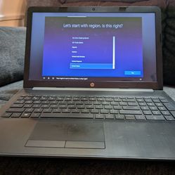 HP 15.6" Touchscreen Laptop | i3 | 8GB RAM | 1TB | DVD Drive