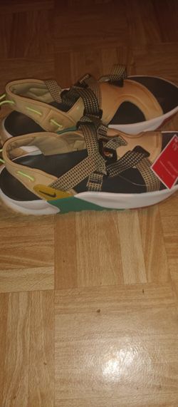 Nikes Sandals Men 10