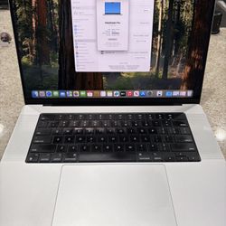 Excellent Condition Apple MacBook Pro 16” M1 Max 64gb Ram 1TB Low Cycle Count!