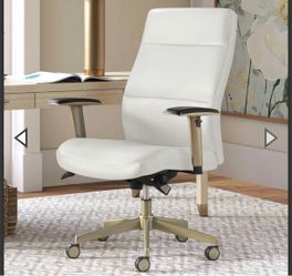 LaZy boy Baylor executive office chair WHITE