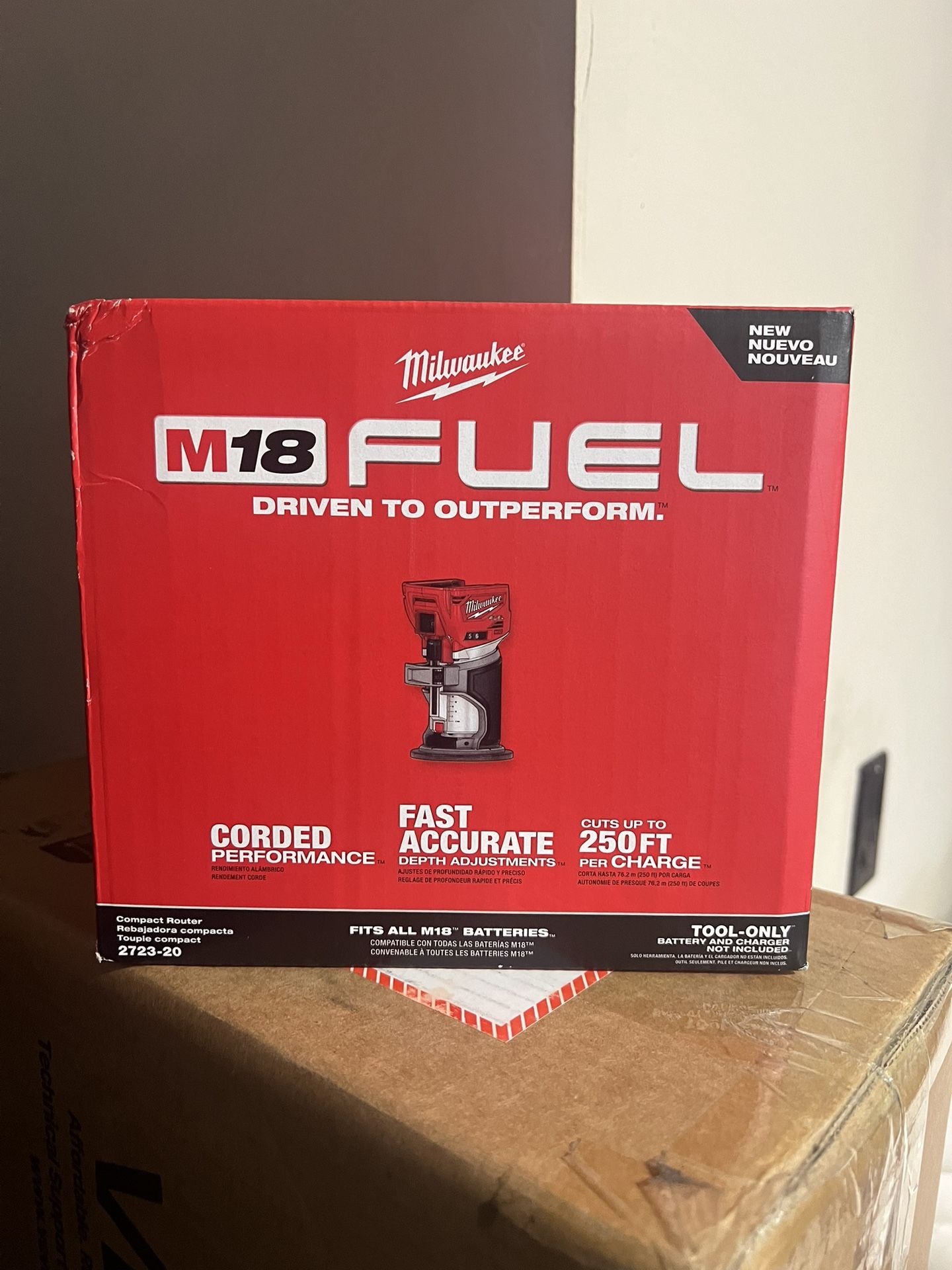 Milwaukee M18 FUEL 18V Lithium-Ion Brushless Cordless Compact Router (Tool-Only) NEW 