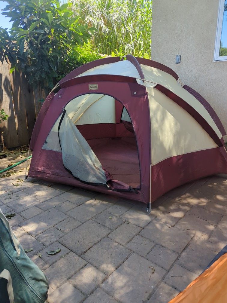 Eureka Wind River 4-6 Person Tent. Excellent Condition