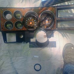 GMC inturment cluster