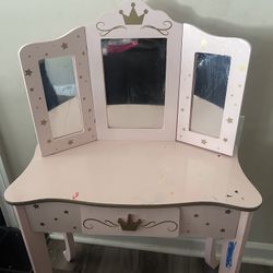 Child Vanity 