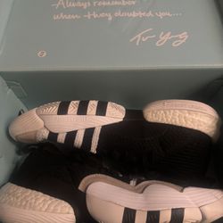 adidas Trae Young 2.0 Basketball Shoes. Size 12 Men