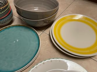 Kitchen Dish & Bowl Bundle – West Elm + Modern Plates
