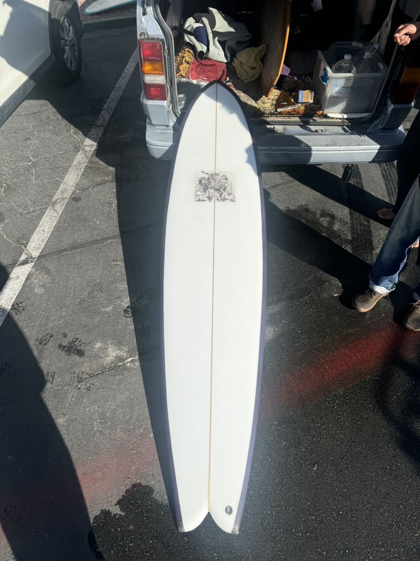 Single fin surfboard