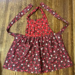 Vintage Handmade Christmas Apron w/ 2 pockets