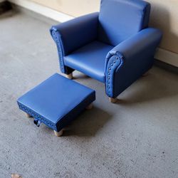 Toddler Chair With Footstool