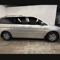 2005 Honda odyssey