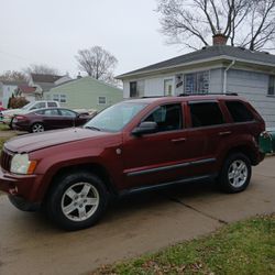 Jeep grand Cherokee Laredo, 2007 V8 4.7 L. 