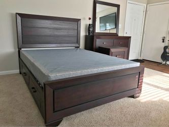 Sale Alert! Stylish Bedroom Set – Easy Financing Available