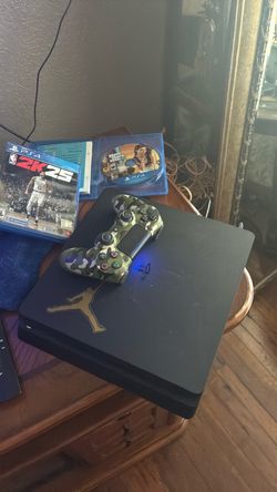 PS4 slim