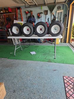 Golf Cart wheels