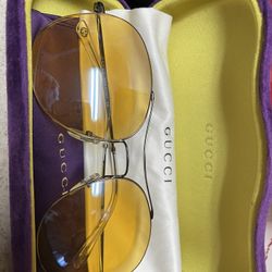 Women’s Gucci Aviator Glasses 