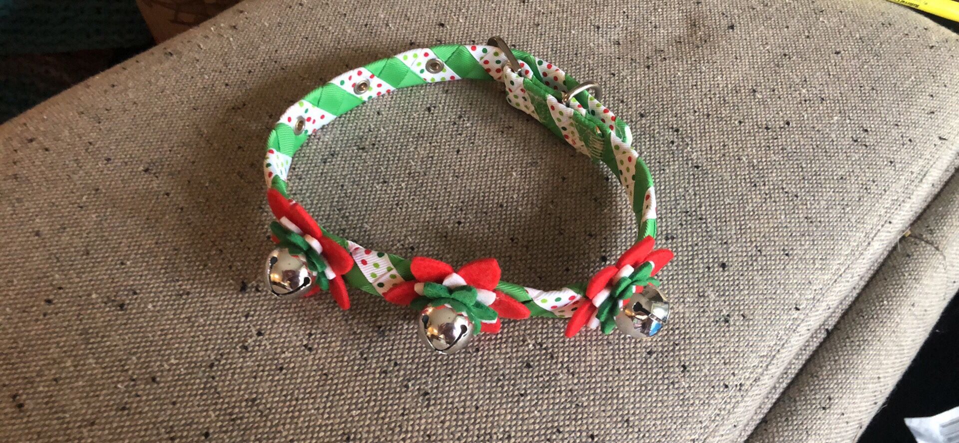 Christmas dog collar