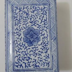 Vintage Asian Lidded Stone Ware Box Made In China Intricate Design Blue/White 