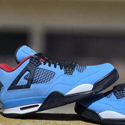 Jordan 4 retro TRAVIS SCOTT  UNIVERSITY BLUE