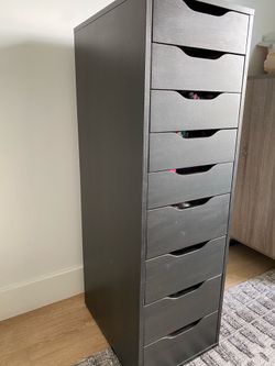 Set of Drawers