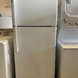 Refrigerator TOP FREEZER - GE White 💯 60 Days Warranty