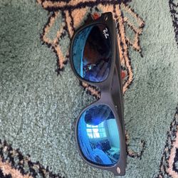 Kids Ray-Ban sunglasses
