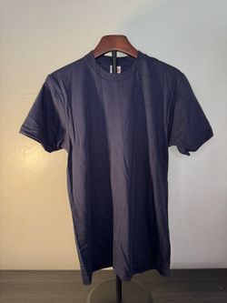 Supreme - Short Sleeve Tee Shirt “Navy Blue” (Medium Men’s) Brand New !! Never Worn !!