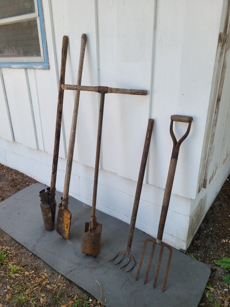 GARDEN / LAWN TOOLS - ALL FOR ONLY $35