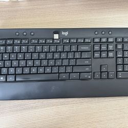 Logitech K540 Wireless Keyboard (with USB Receiver)