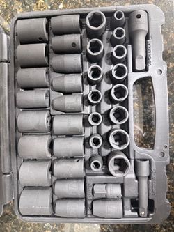 PITTSBURGH 3/8 in., 1/2 in. Drive SAE and Metric Impact Socket Set, 37-Piece