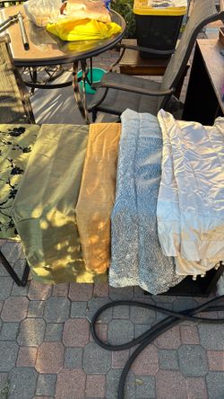 Free Curtains