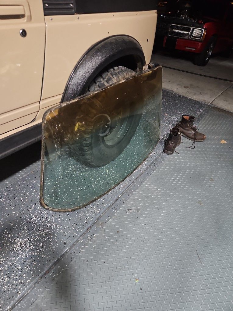 Windshield Ford Thunderbird Off 63