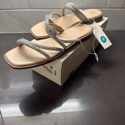 Estelle Sandals Size 8 Women’s 