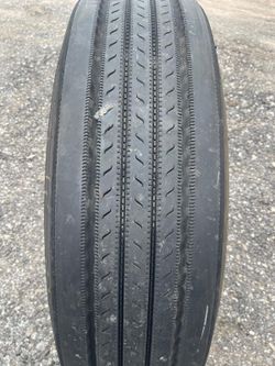 1)295/75/22.5 Yokohama steer $220 no installation only Pick up