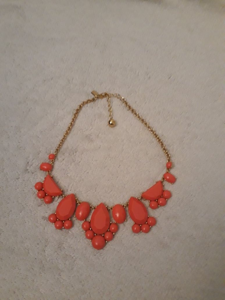 Kate Spade Geranium necklace