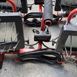 Two sets of Craftsman 1000W Halogen Lights