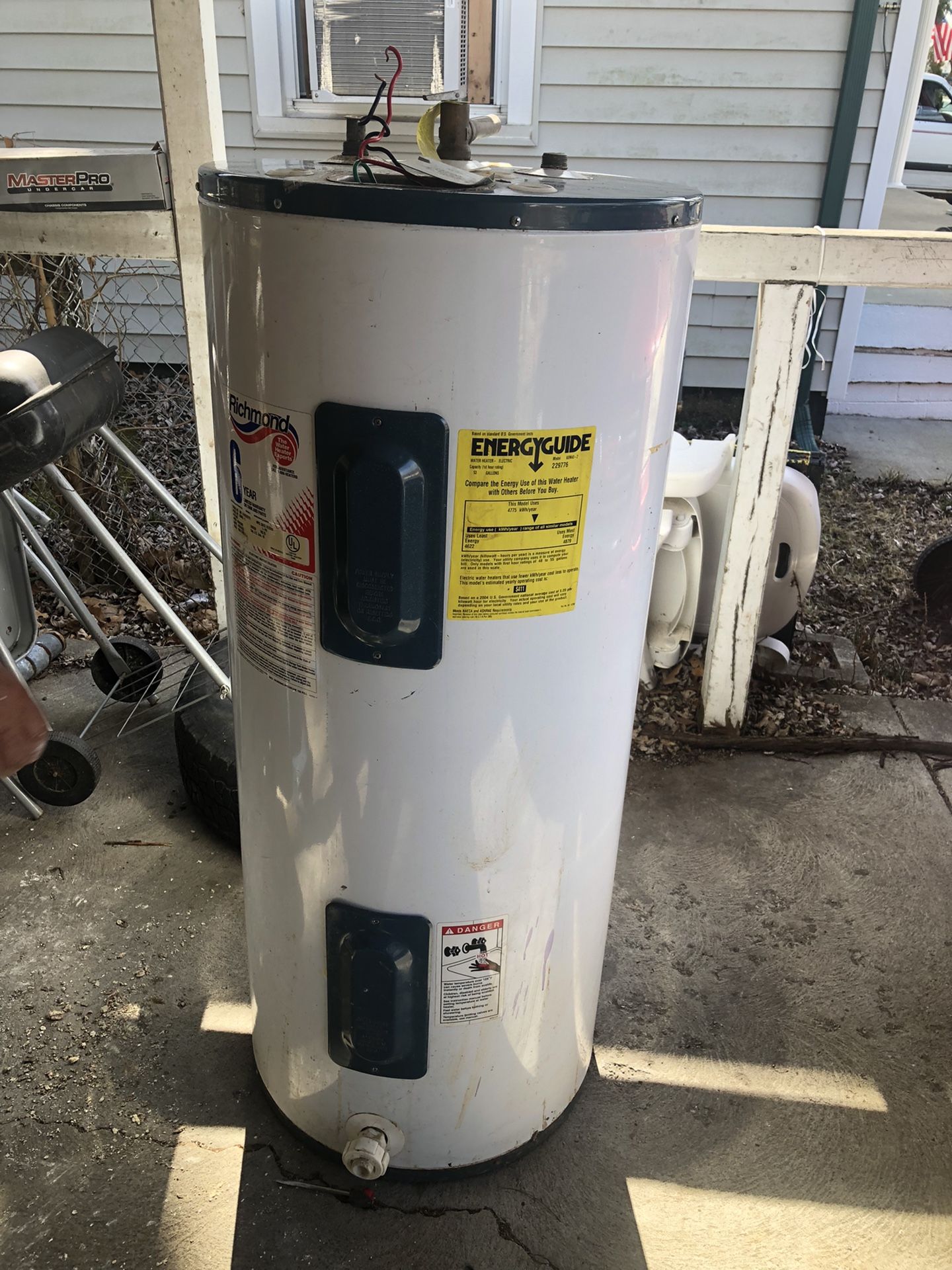 Richmond Hot Water Heater for Sale in Indianapolis, IN - OfferUp