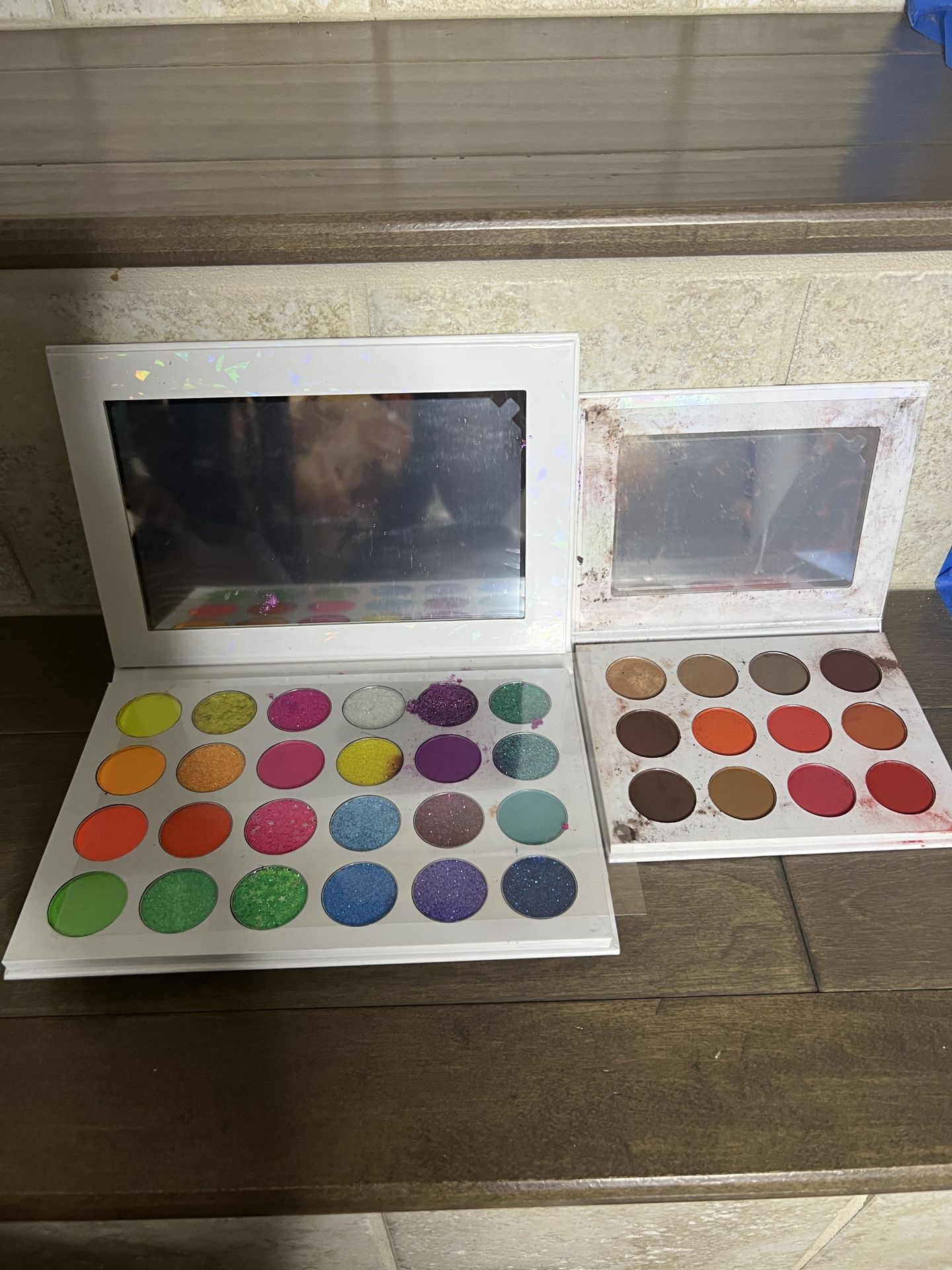 Aaliyah’s Magical Makeup Case Eyeshadow & Brushes Set