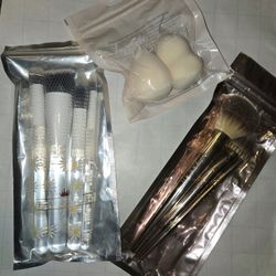 Makeup Brushes 