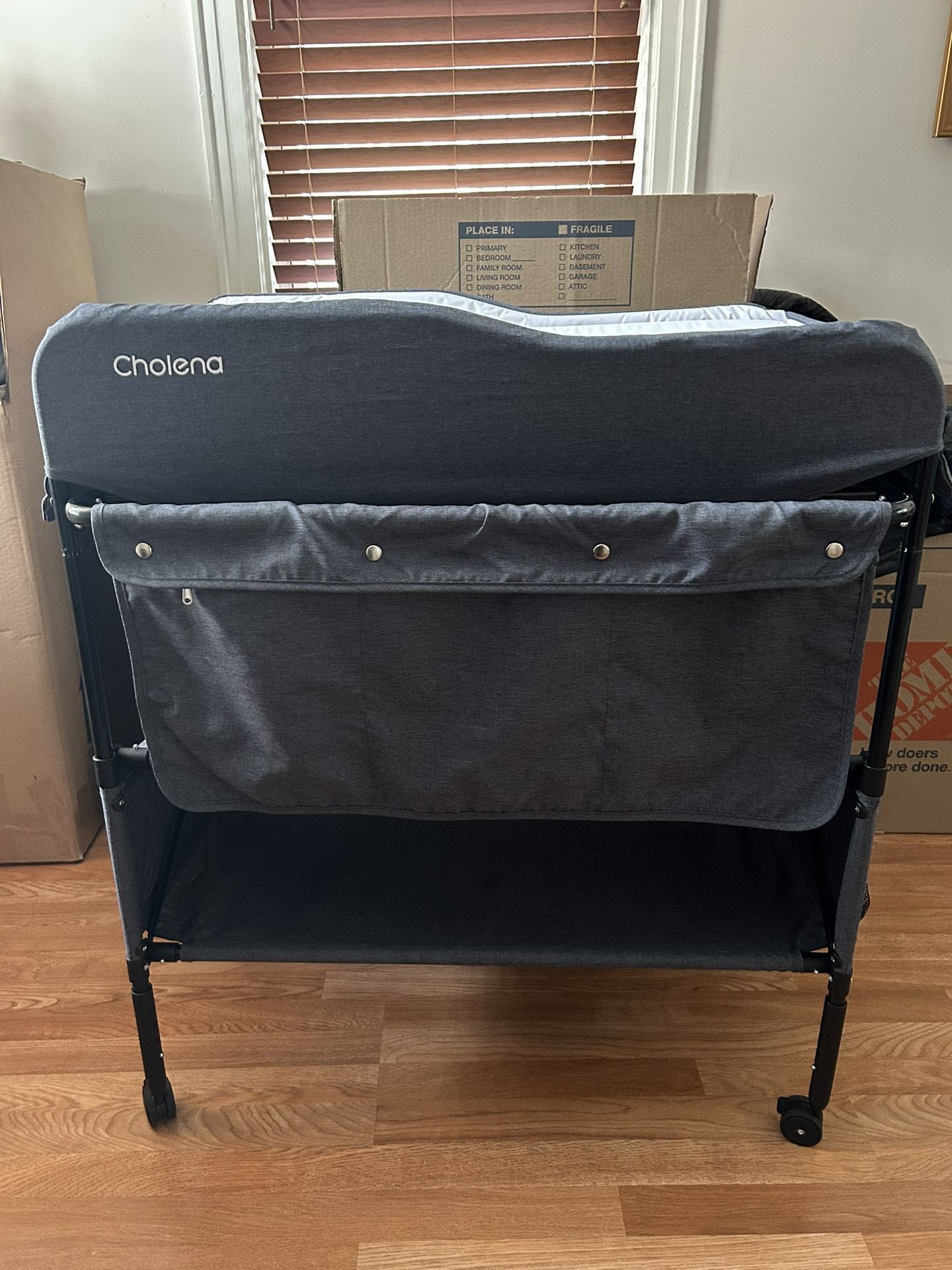 ​Cholena ‎B-211 Baby Changing Table Portable Adjustable Changing Station