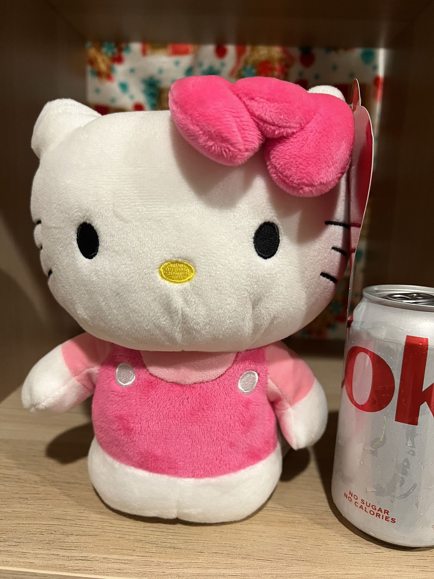 Hello Kitty Furry Bank