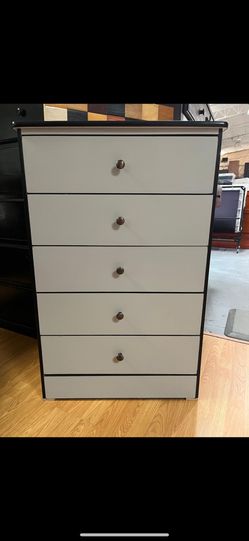 5 Drawer Dresser 