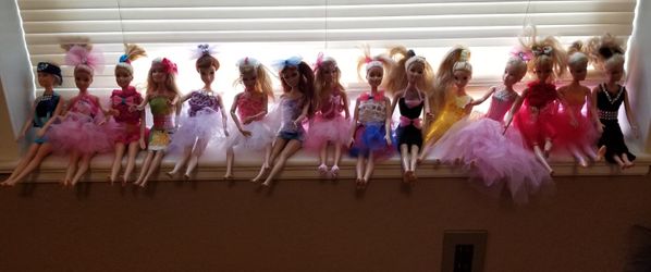 Collection of barbie dolls