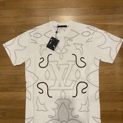 Louis Vuitton Allover T Shirt(S,M,L,XL,2XL)