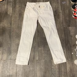 Levi’s Mid Rise Skinny