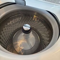 Maytag 4.7 Cu. Ft. White Agitator Top Load Washer with Extra Power and Pet Pro Option
