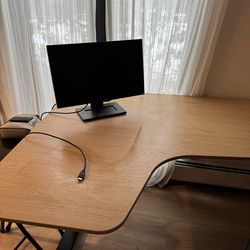 Table with monitor