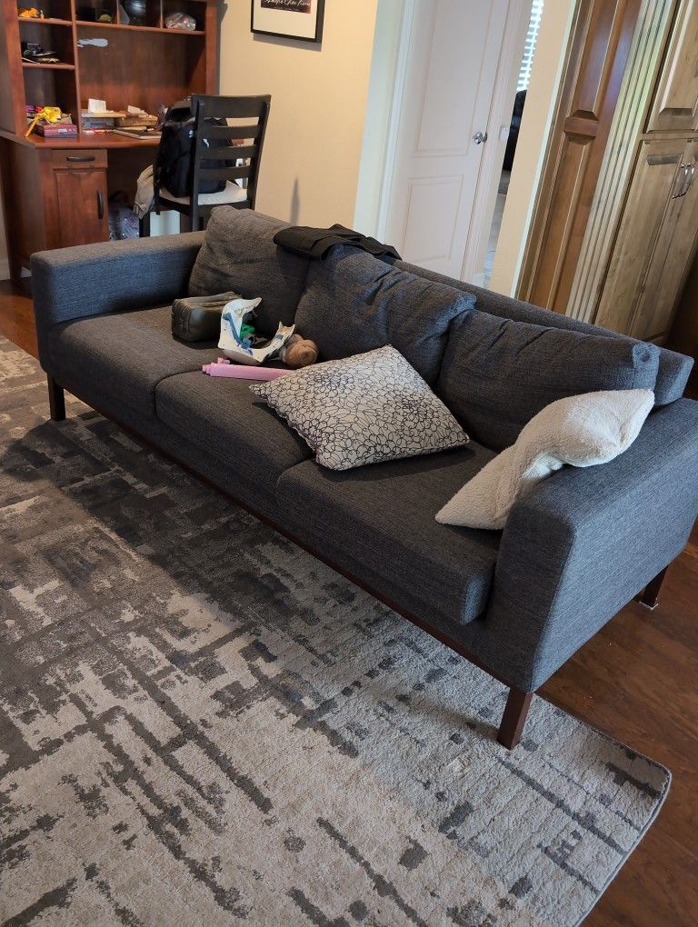 Light use, Sofa Loveseat $400 OBO