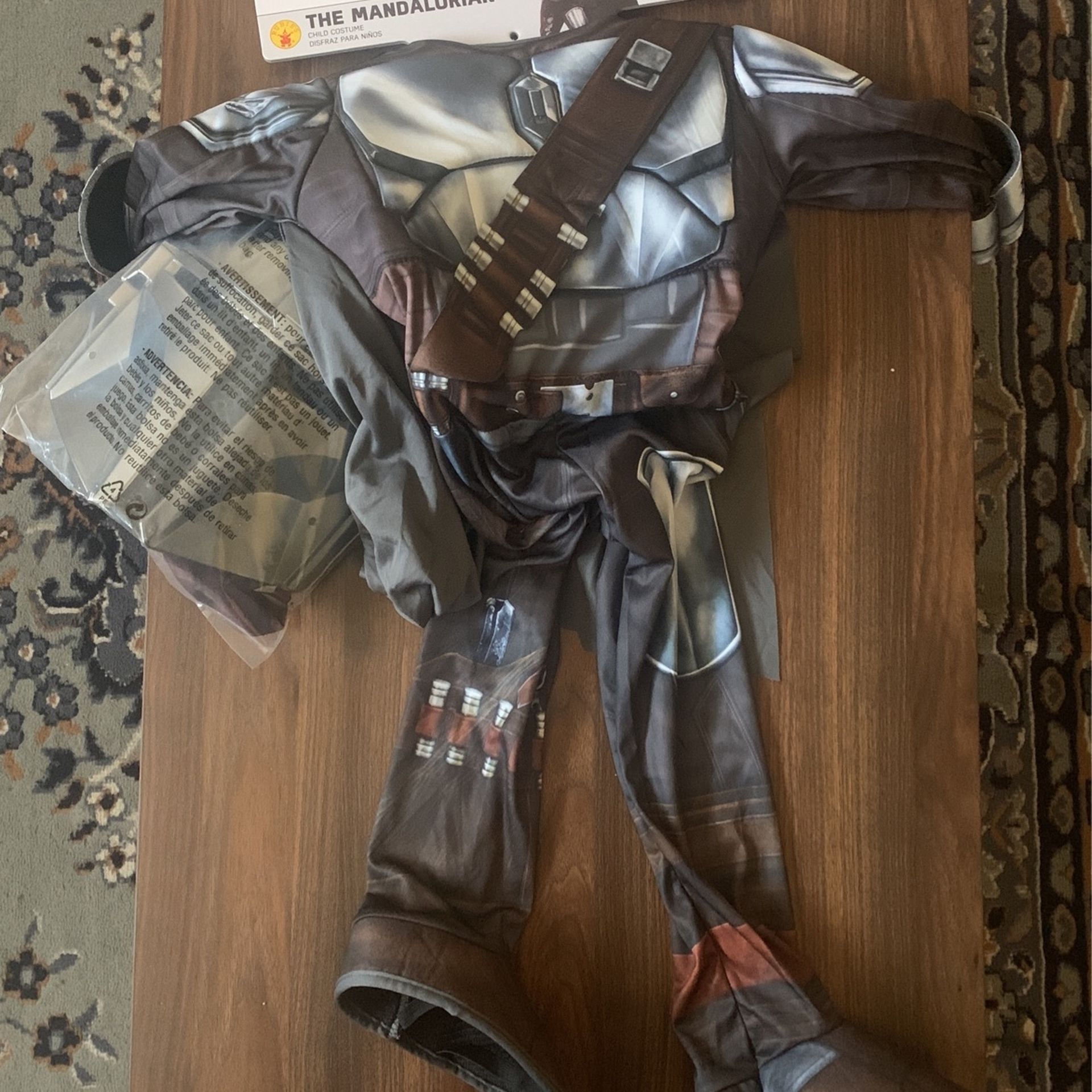 BRAND NEW The Mandatorian Child Costume  
