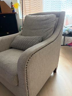 Grey single chair